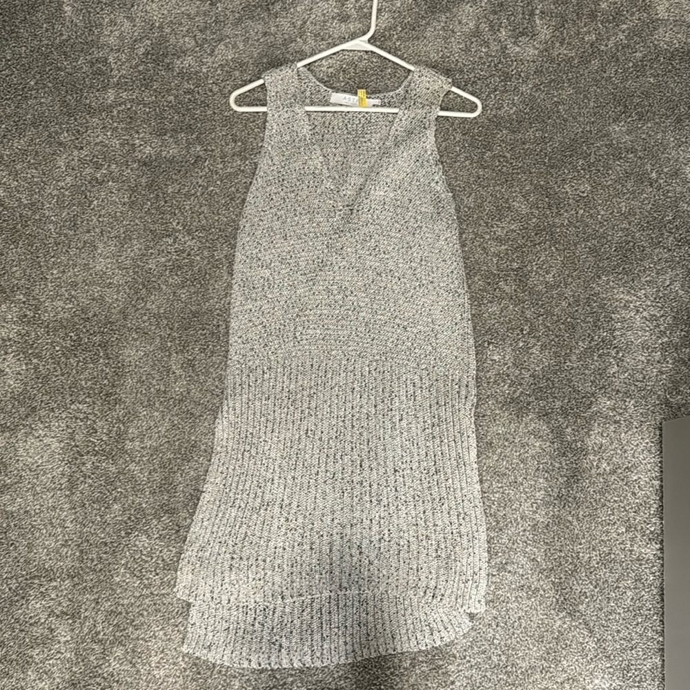 ASTR black/white tunic